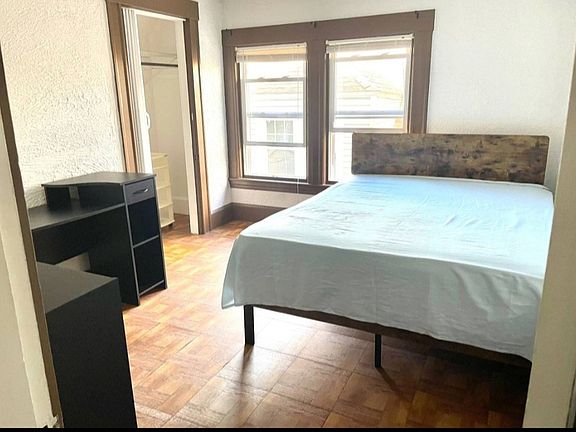 3rd image of 9 Isabella St #3