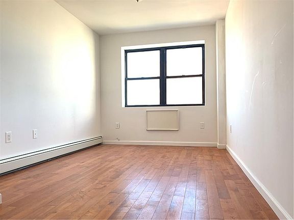 4th image of 826 55th St #4