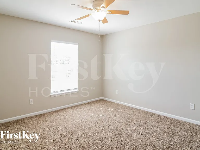 335 Seneca River Dr — Photo 11