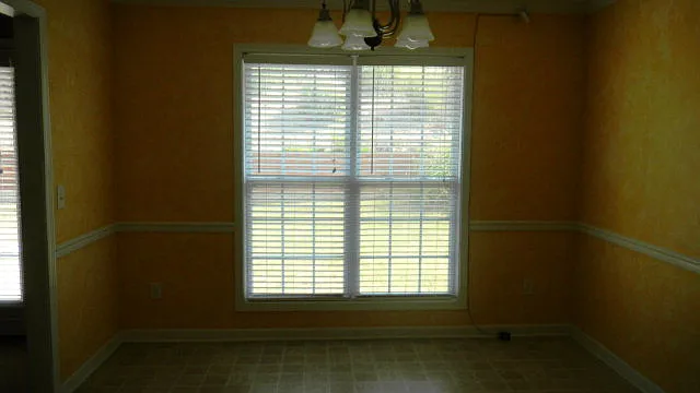 8028 Garrett Pines Dr — Photo 6