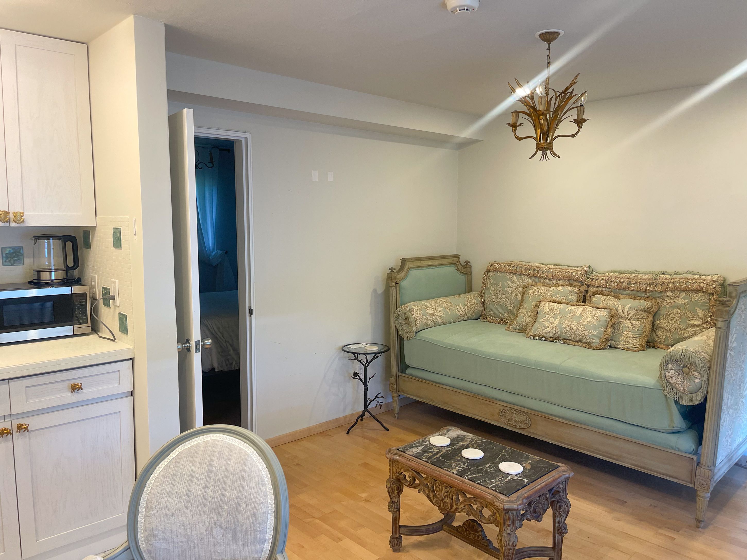 379 Bluff Rd Unit 115, Amagansett, NY 11930 | Out East