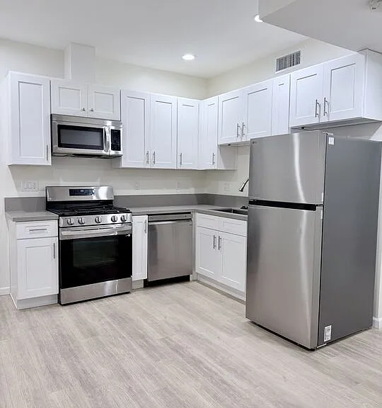 1409 N Hobart Blvd #101 — Photo 5