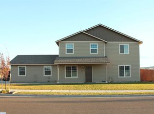 8743 W Bruneau Pl, Kennewick, WA 99336