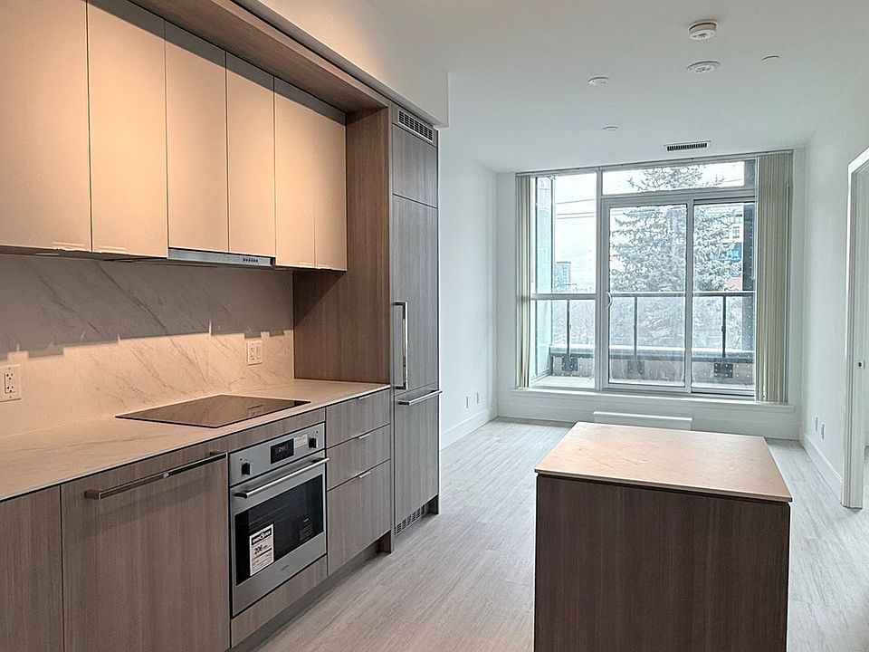 1st image of 6 Greenbriar Rd #222