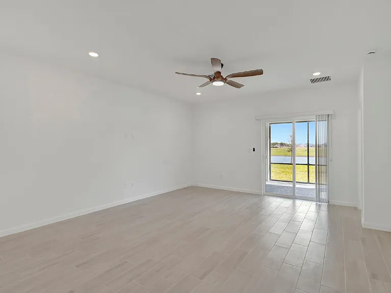 11172 NW Middle Stream Dr — Photo 17