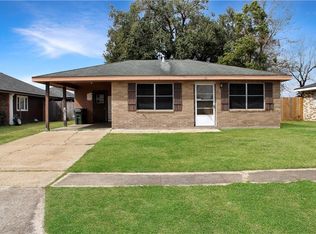 8 Kingsridge Loop, Houma, LA 70363