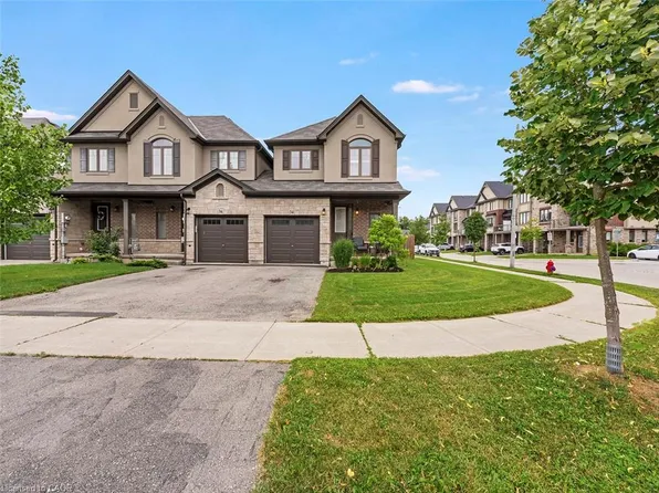 34 Dodman Cres, Hamilton, ON L9G 0G6