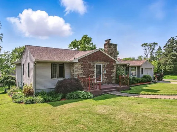 260 S Oakdale Ave, Hermitage, PA 16148