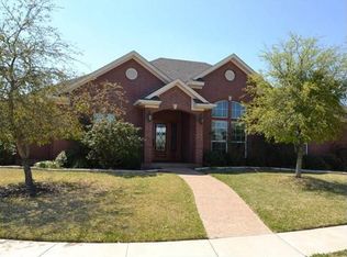 1204 Camden Ct, Woodway, TX 76712