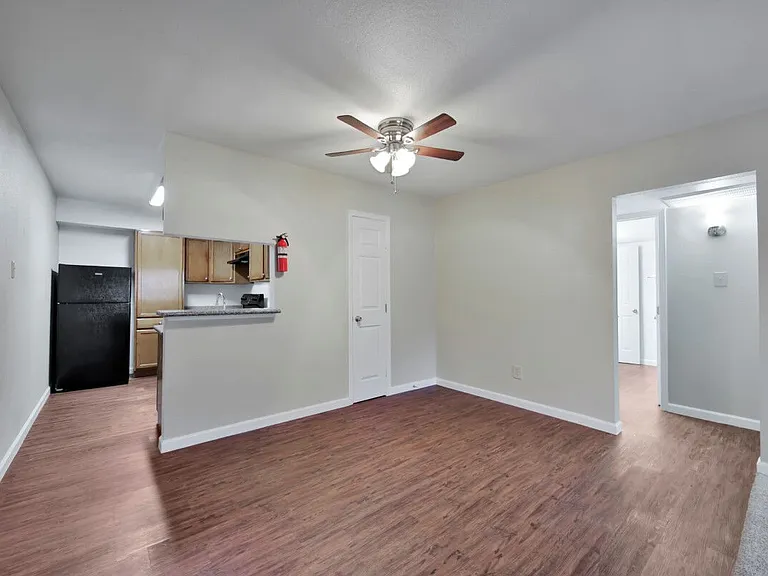 Pelican Pointe — Photo 5