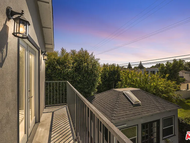 937 S Tremaine Ave — Photo 18