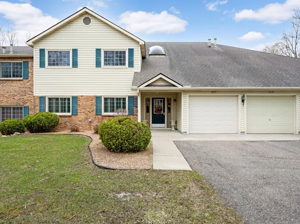 15133 Lesley Ln, Eden Prairie, MN 55346