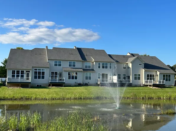 3349 Roseford Blvd, Ann Arbor, MI 48105