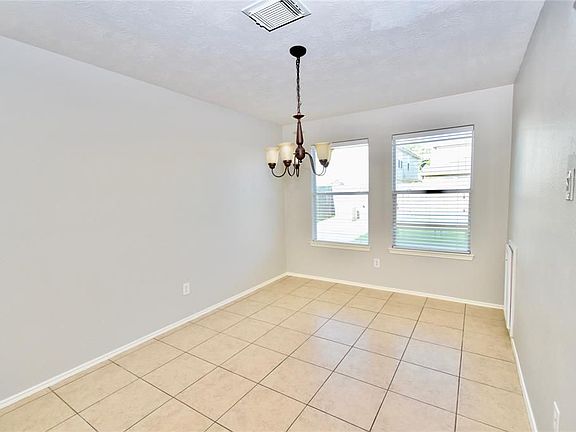 5th image of 2911 Brightspring Ct