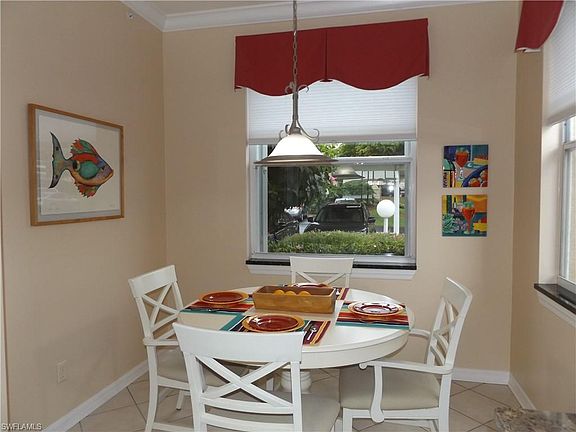 5th image of 10450 Washingtonia Palm Way APT 1411