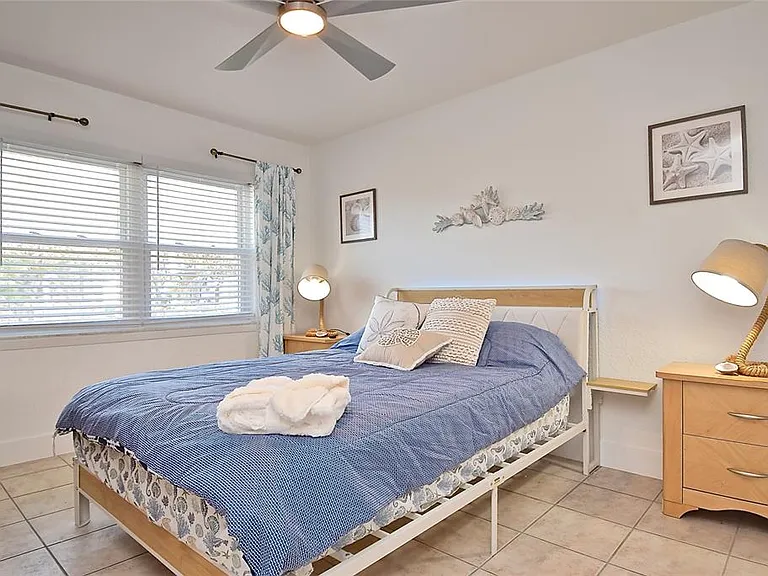 7037 Duke St — Photo 11