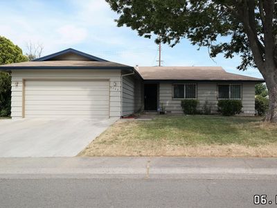 6745 50th St, Sacramento, CA, 95823