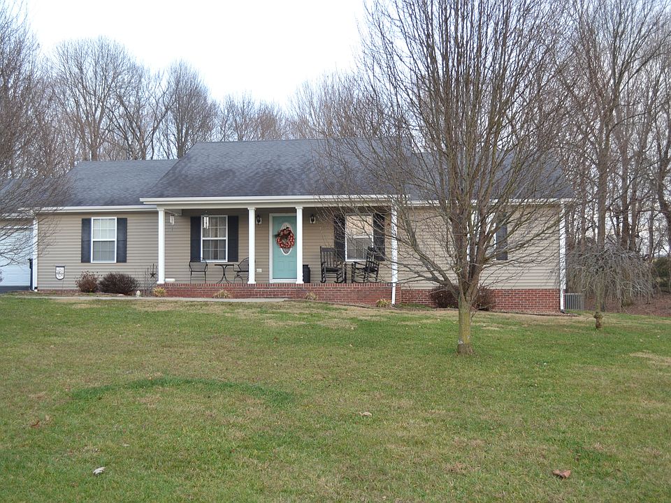 1st image of 111 Green Fields Spur