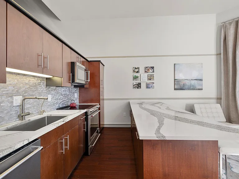 3311 Yupon St #317 — Photo 12
