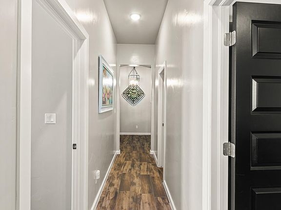 4th image of 14824 Long Shadow Ave