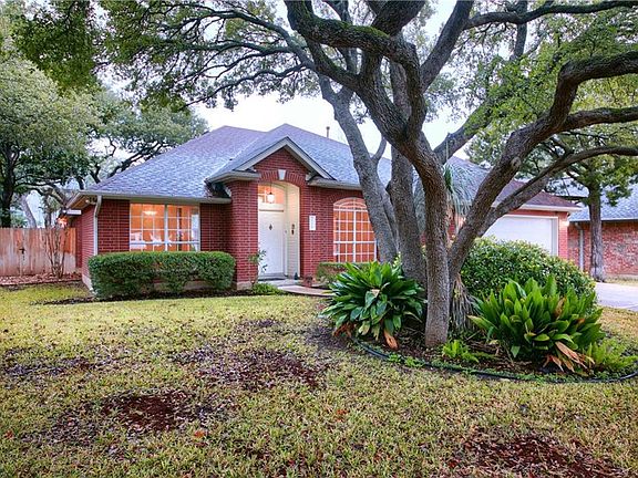 2nd image of 2216 Clearwater Dr