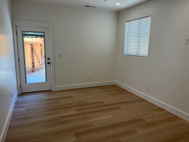 414 Grace Way — Photo 22