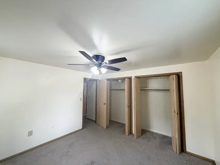 242 Noble Ave #105 — Photo 10