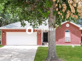 219 Grandview Rd, Midwest City, OK 73130