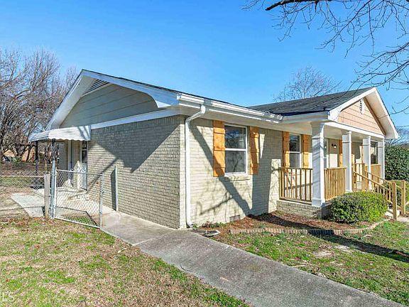 3rd image of 960 E Brook Dr