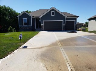 12303 Canna Ct, Raymore, MO 64083