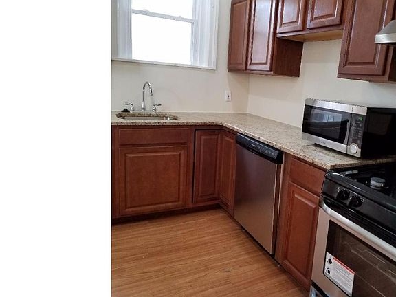 4th image of 6632 Chew Ave