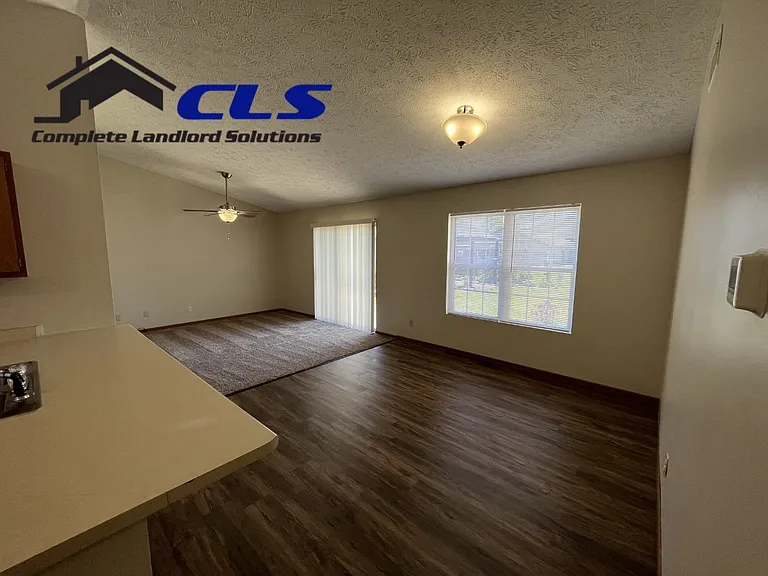 Anthony Square Carriage Homes - 1037 S 6th Street — Photo 5