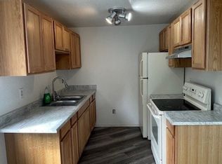 5018 S 58th St APT 2, Tacoma, WA 98409