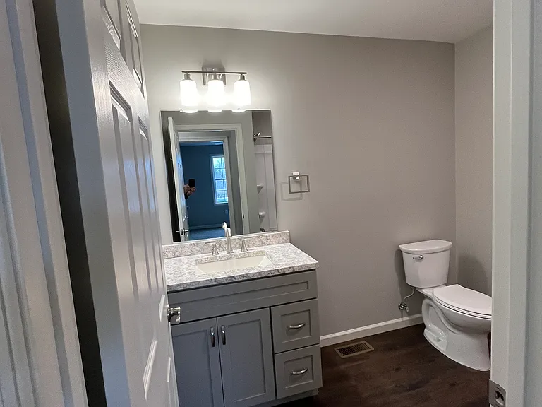 234 N Colonial Dr — Photo 25