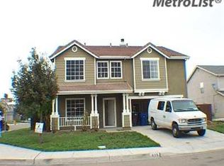 423 Penguin Ct, Patterson, CA 95363