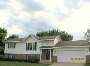 276 Partridge Ave NE, Owatonna, MN 55060