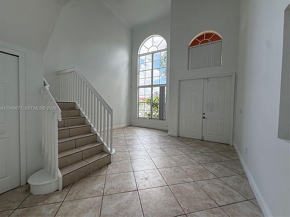5th image of 11024 SW 242nd St