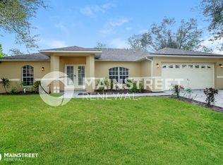 1114 Dixie Ave, Lehigh Acres, FL 33972