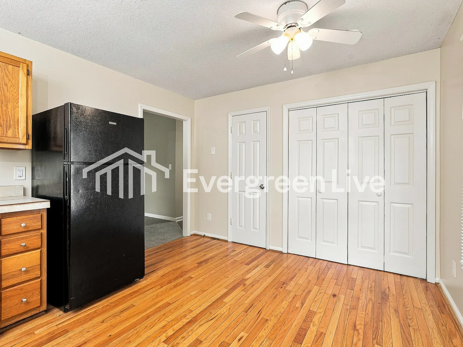 3 bed, 2.0 bath, 1133 sqft, $1,545 — Photo 4