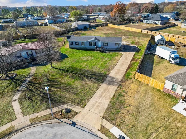 2380 John Montgomery Cir, Pea Ridge, AR 72751