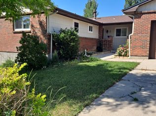 5 Dante Ct, Pueblo, CO 81001
