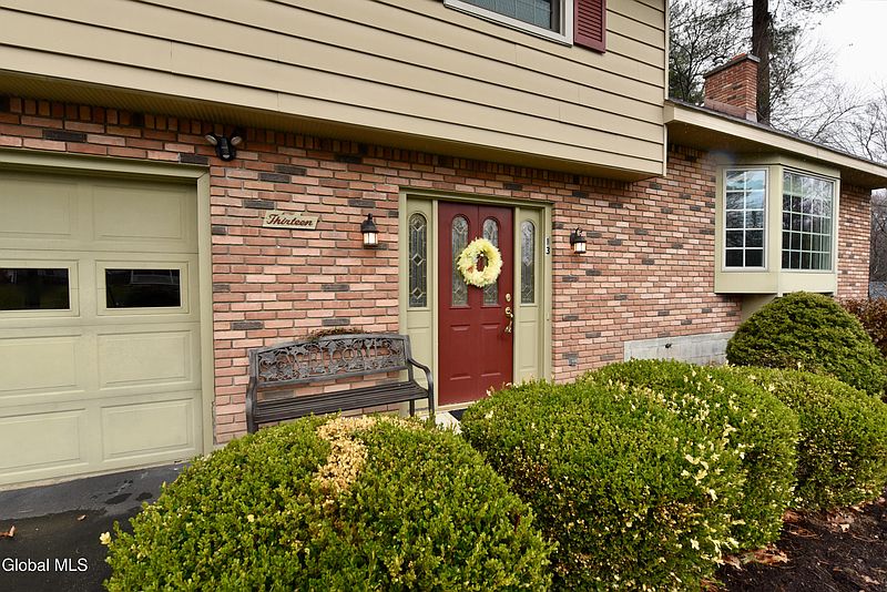 2nd image of 13 Arnold Drive