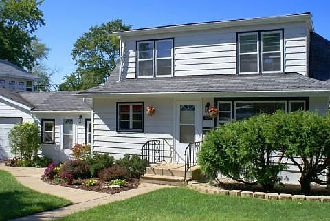 2nd image of 424 Brierhill Dr