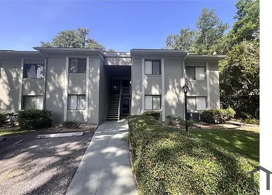 2 bed, 1006 sqft, $1,450 — Photo 2