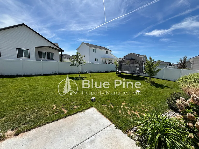 5506 Eaglewood Dr — Photo 25