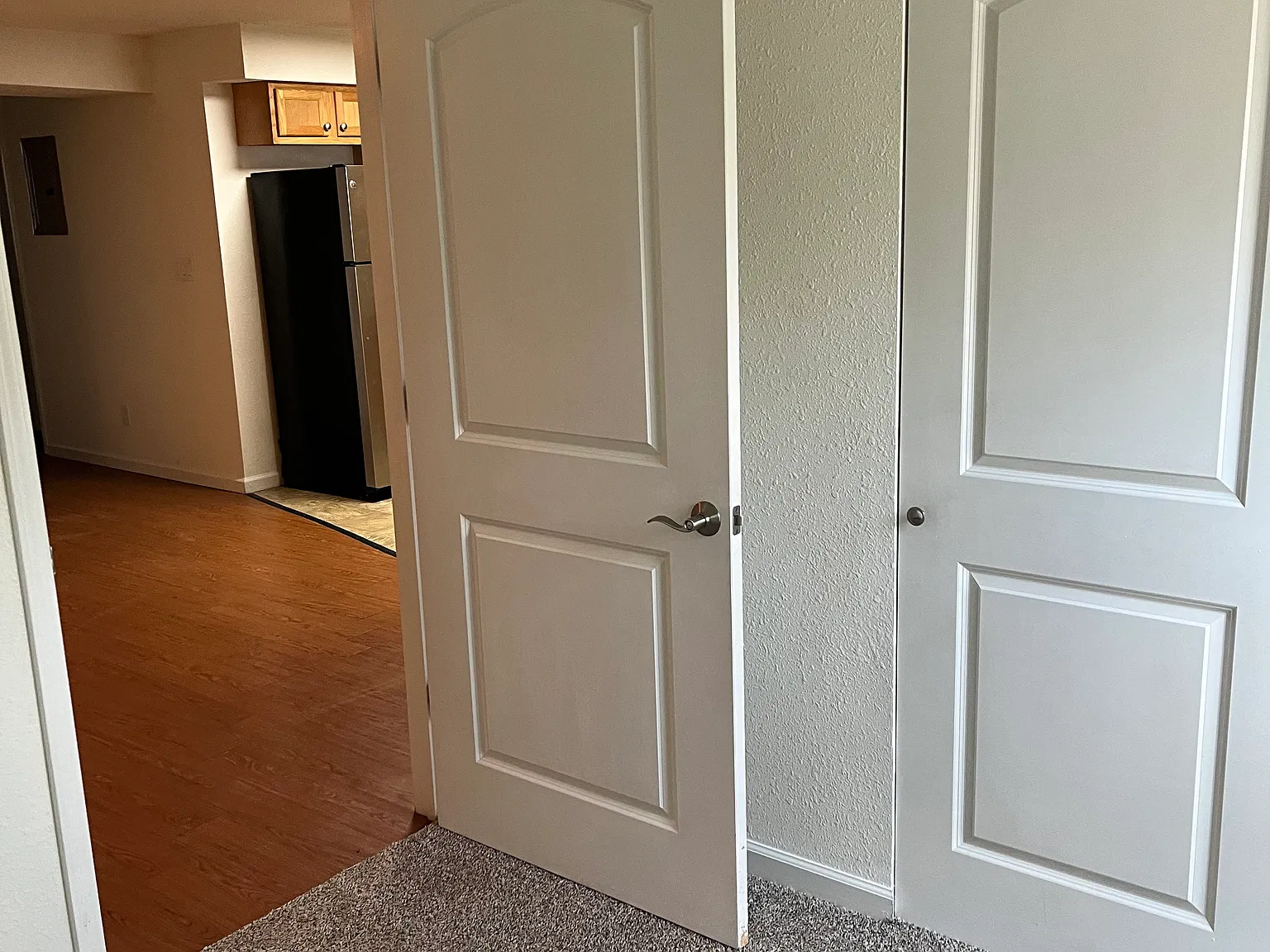 3 bed, 950 sqft, $1,075 — Photo 3
