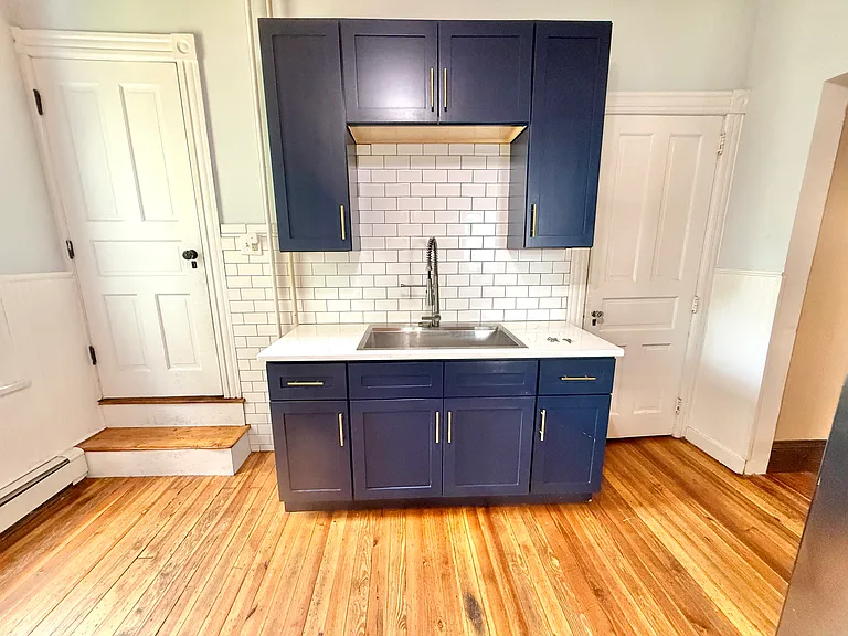 332 South St — Photo 8