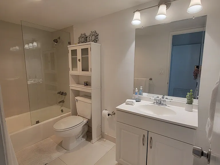 19380 Collins Ave #21 — Photo 14