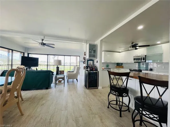 7410 Lake Breeze DR #210, FORT MYERS, FL 33907