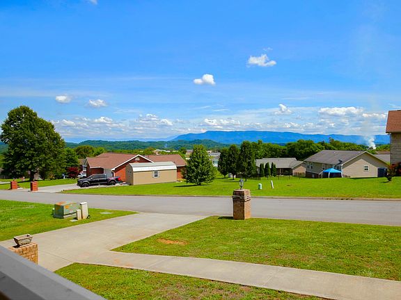 4th image of 620 Hills Gate Cir